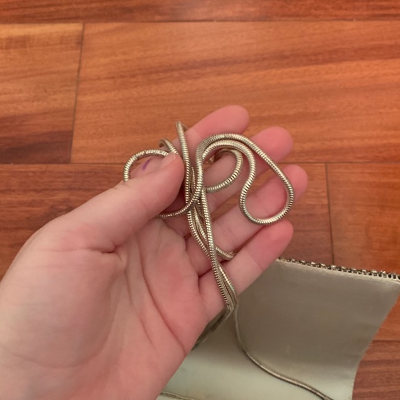 Rhinestoned Robinson’s Purse with Coil Strap - Picture 7 of 10